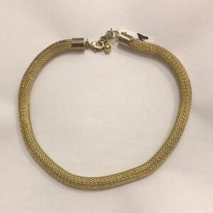 NWT gold tone mesh choker
